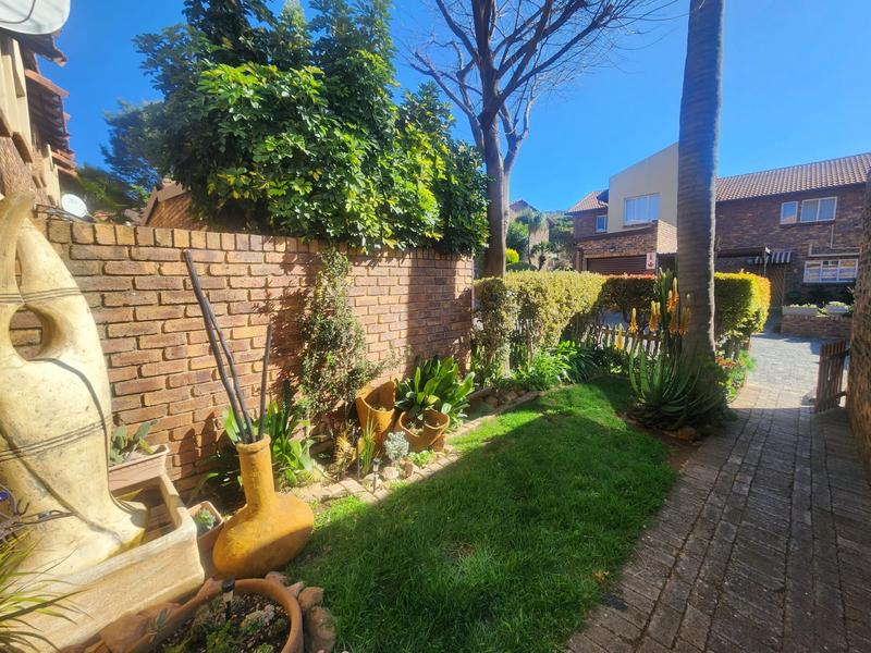 2 Bedroom Property for Sale in Glenvista Gauteng