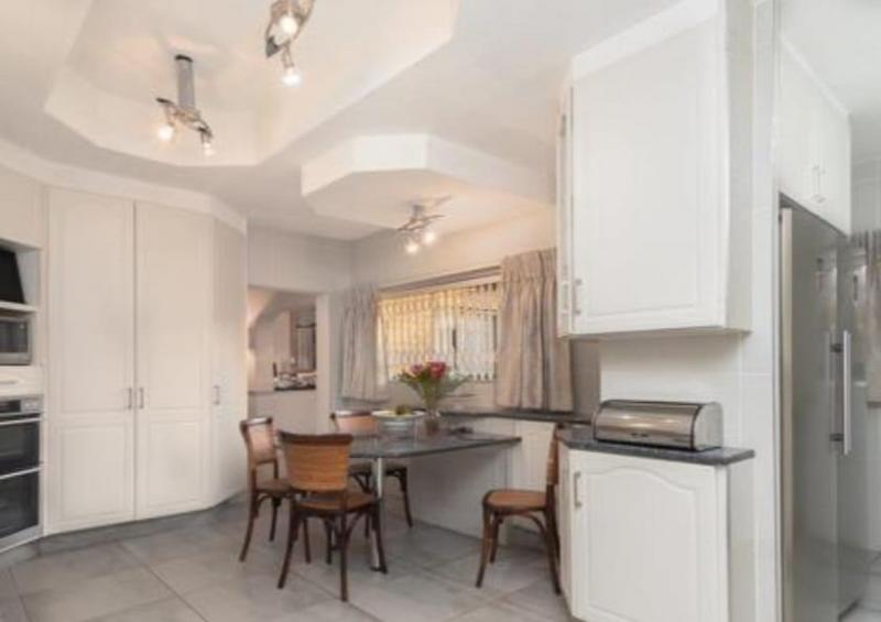 5 Bedroom Property for Sale in Glenvista Gauteng