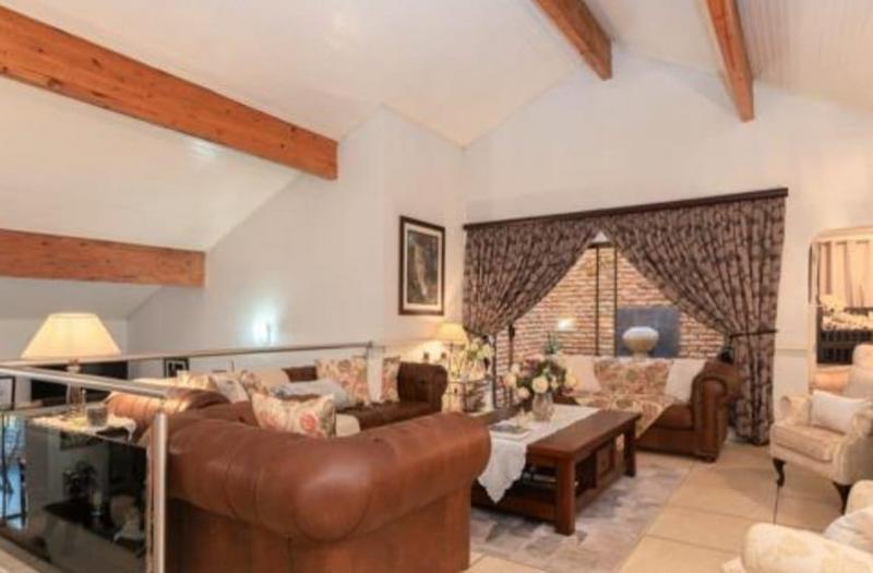 5 Bedroom Property for Sale in Glenvista Gauteng