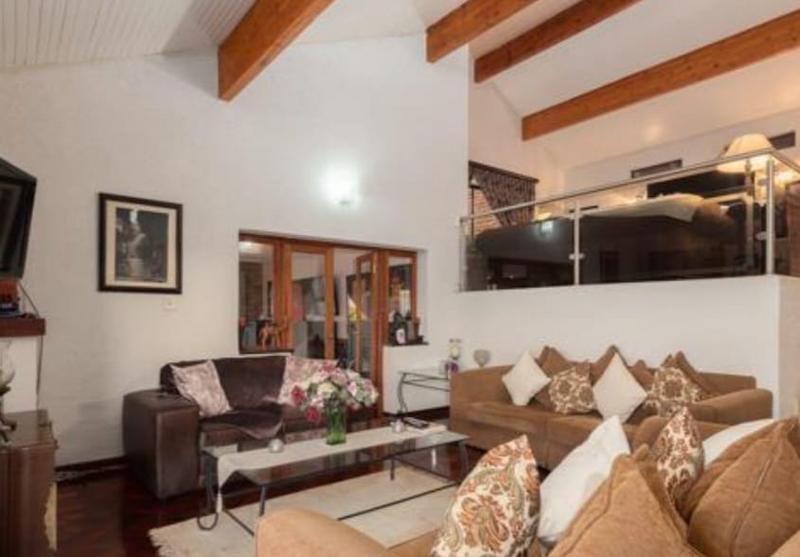 5 Bedroom Property for Sale in Glenvista Gauteng