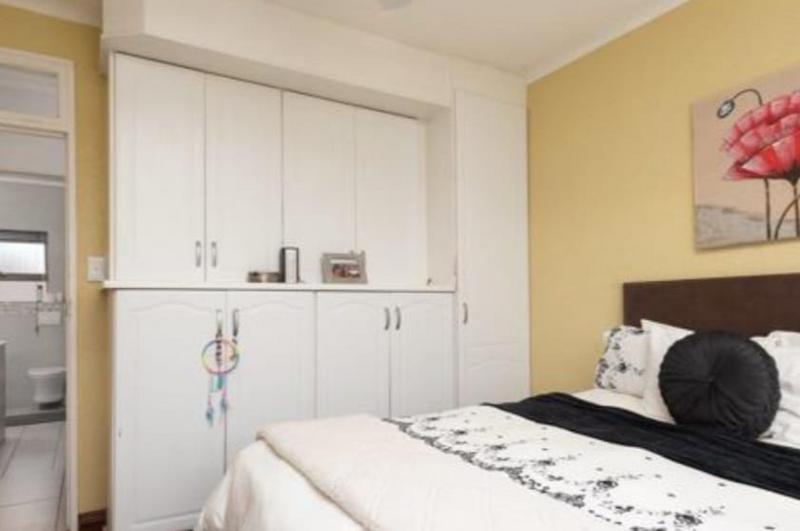 5 Bedroom Property for Sale in Glenvista Gauteng