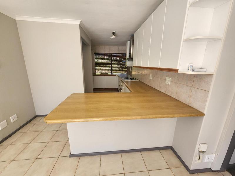 To Let 3 Bedroom Property for Rent in Waterkloof A H Gauteng