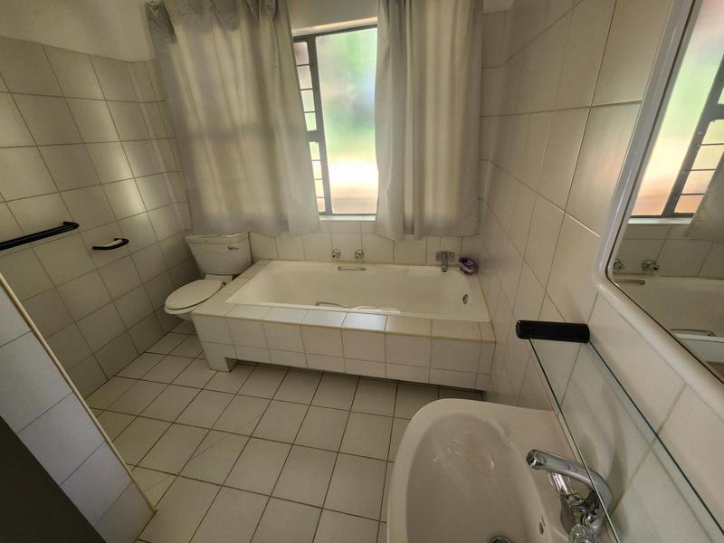 To Let 3 Bedroom Property for Rent in Waterkloof A H Gauteng