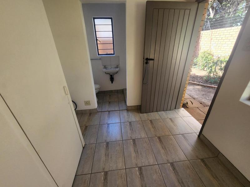 To Let 3 Bedroom Property for Rent in Waterkloof A H Gauteng