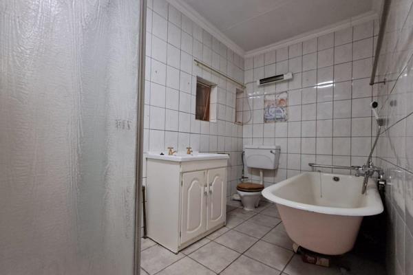 3 Bedroom Property for Sale in Mountain View Gauteng
