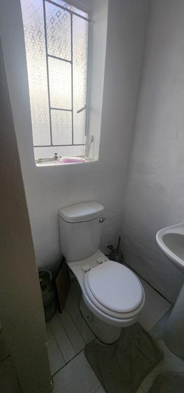 5 Bedroom Property for Sale in Danville Ext 5 Gauteng