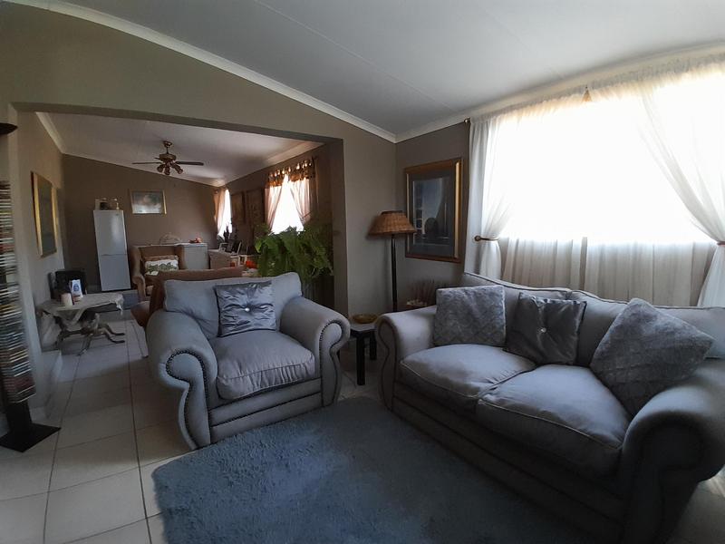 4 Bedroom Property for Sale in Valhalla Gauteng
