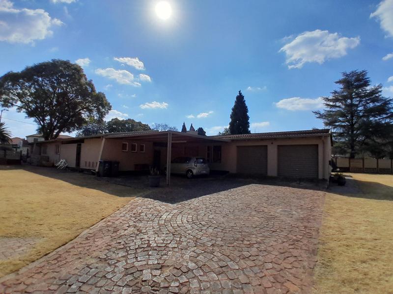 4 Bedroom Property for Sale in Valhalla Gauteng