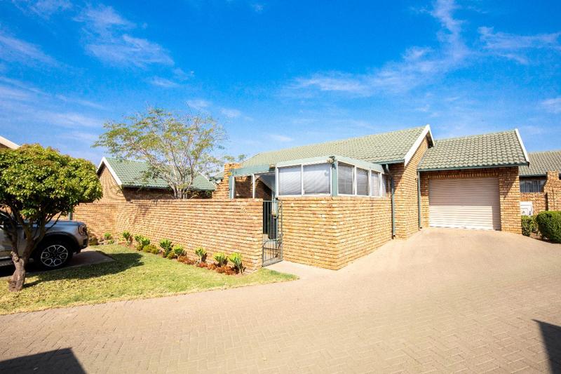 2 Bedroom Property for Sale in Amberfield Gauteng