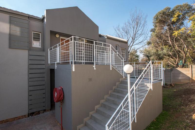 2 Bedroom Property for Sale in Bedford Gardens Gauteng
