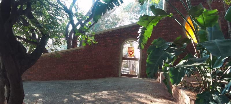 To Let 4 Bedroom Property for Rent in Florauna Gauteng