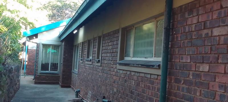 To Let 4 Bedroom Property for Rent in Florauna Gauteng