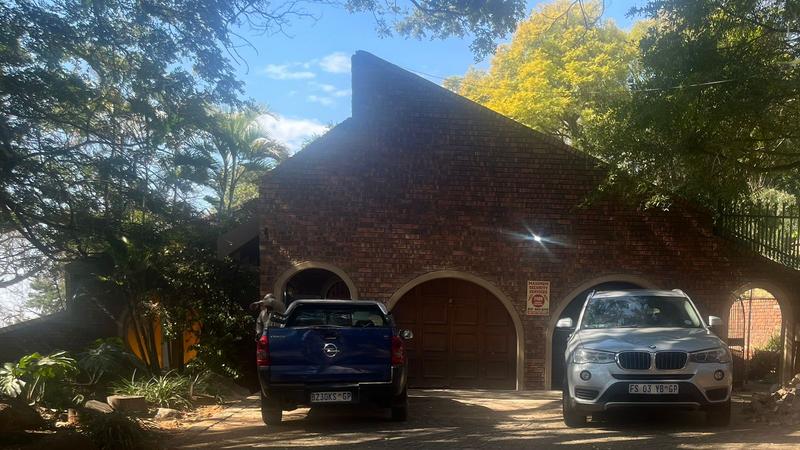To Let 4 Bedroom Property for Rent in Florauna Gauteng