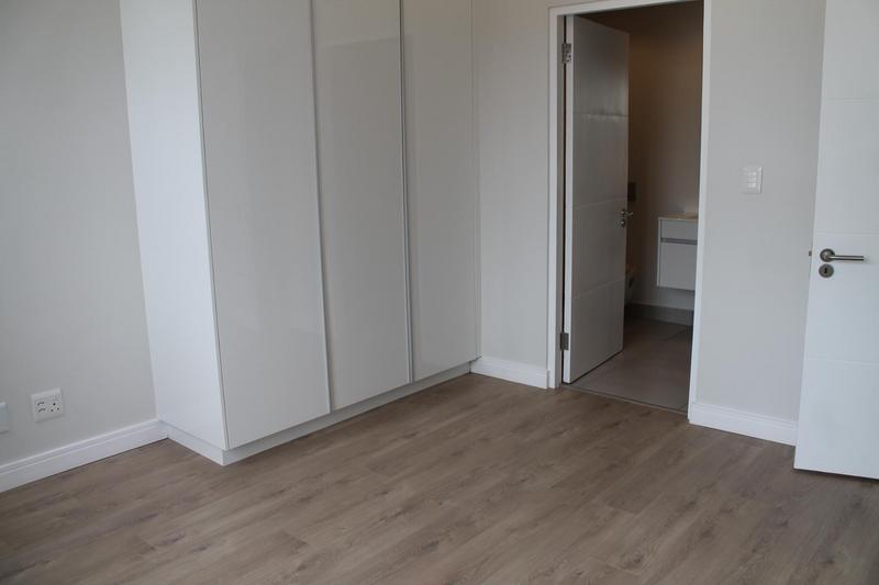 To Let 1 Bedroom Property for Rent in Sandringham Gauteng