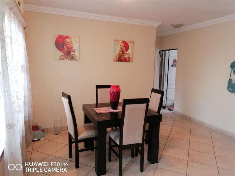 2 Bedroom Property for Sale in Bartlett Gauteng