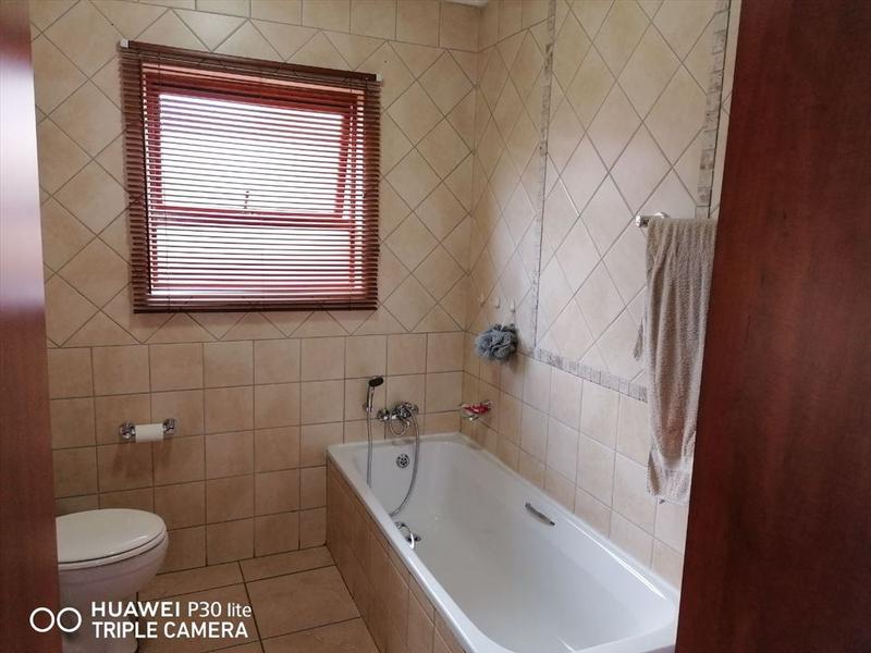 2 Bedroom Property for Sale in Bartlett Gauteng