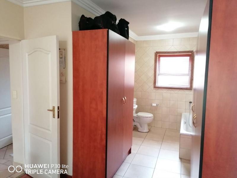 2 Bedroom Property for Sale in Bartlett Gauteng