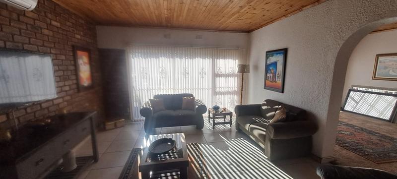 5 Bedroom Property for Sale in Elspark Gauteng