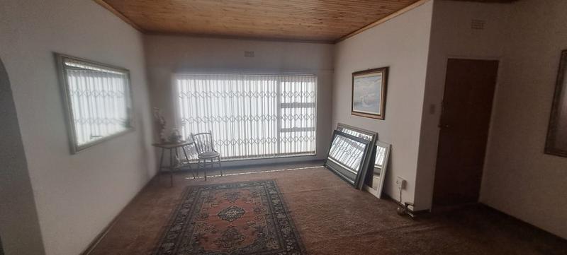5 Bedroom Property for Sale in Elspark Gauteng