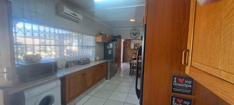 5 Bedroom Property for Sale in Elspark Gauteng