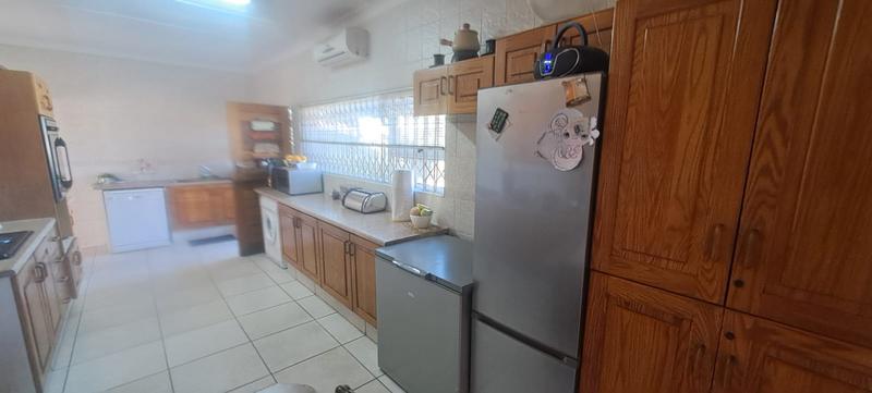 5 Bedroom Property for Sale in Elspark Gauteng