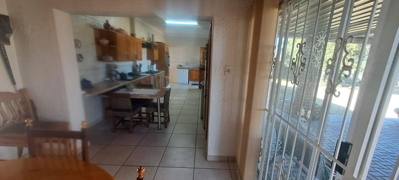 5 Bedroom Property for Sale in Elspark Gauteng