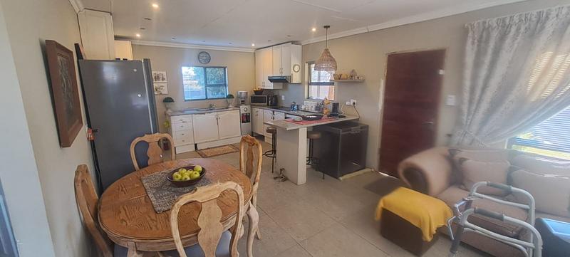 5 Bedroom Property for Sale in Elspark Gauteng