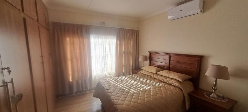 5 Bedroom Property for Sale in Elspark Gauteng