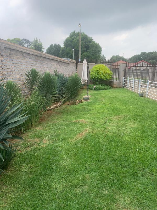 To Let 3 Bedroom Property for Rent in Witfield Gauteng