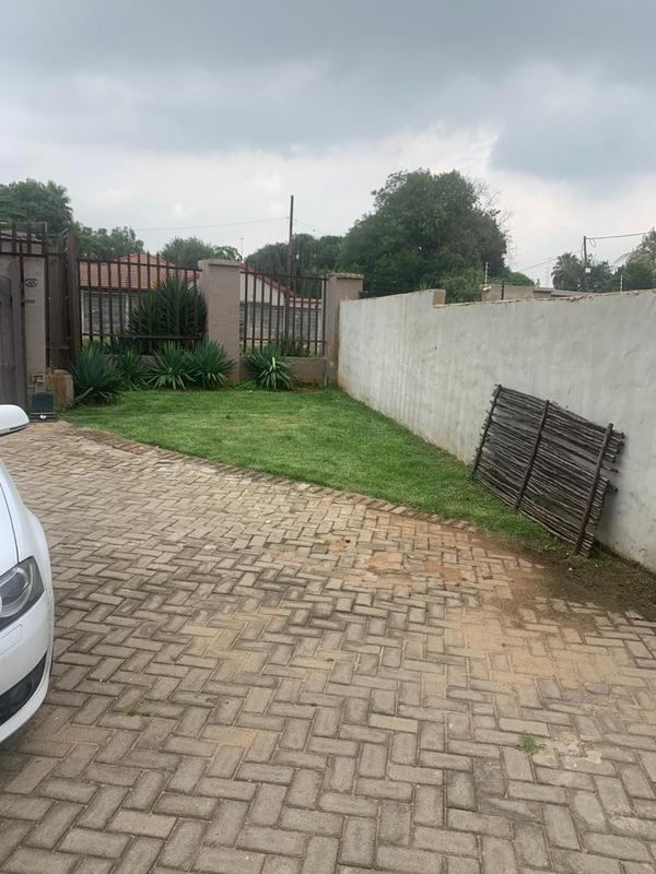 To Let 3 Bedroom Property for Rent in Witfield Gauteng