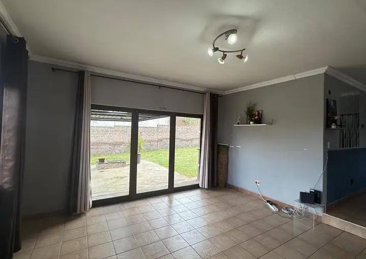 To Let 3 Bedroom Property for Rent in Johannesburg Gauteng