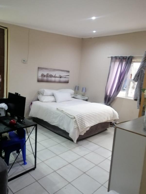 To Let 1 Bedroom Property for Rent in Kensington Gauteng