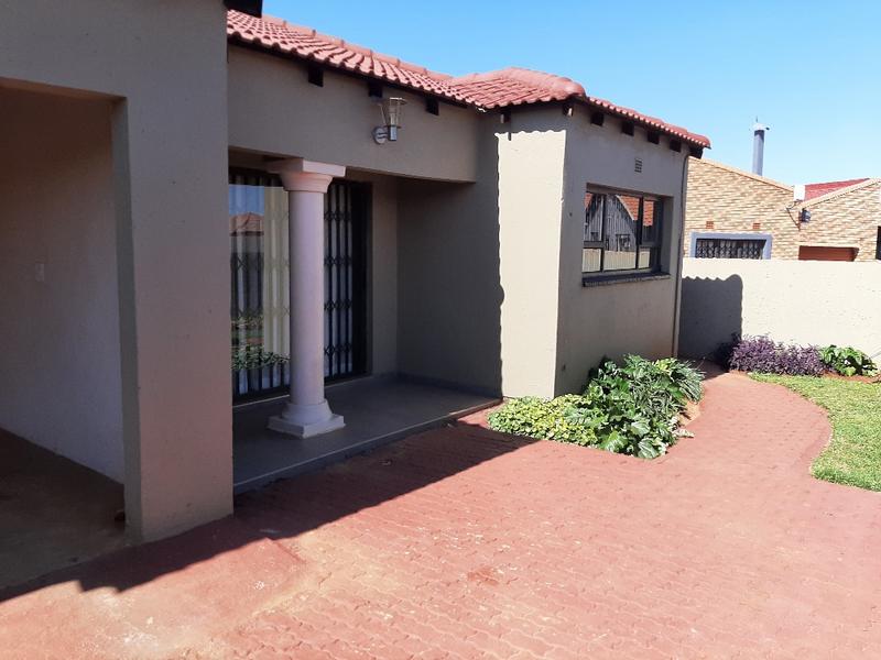 3 Bedroom Property for Sale in Thokoza Ext 2 Gauteng