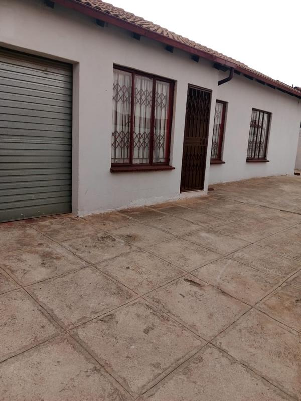 3 Bedroom Property for Sale in Vosloorus Gauteng