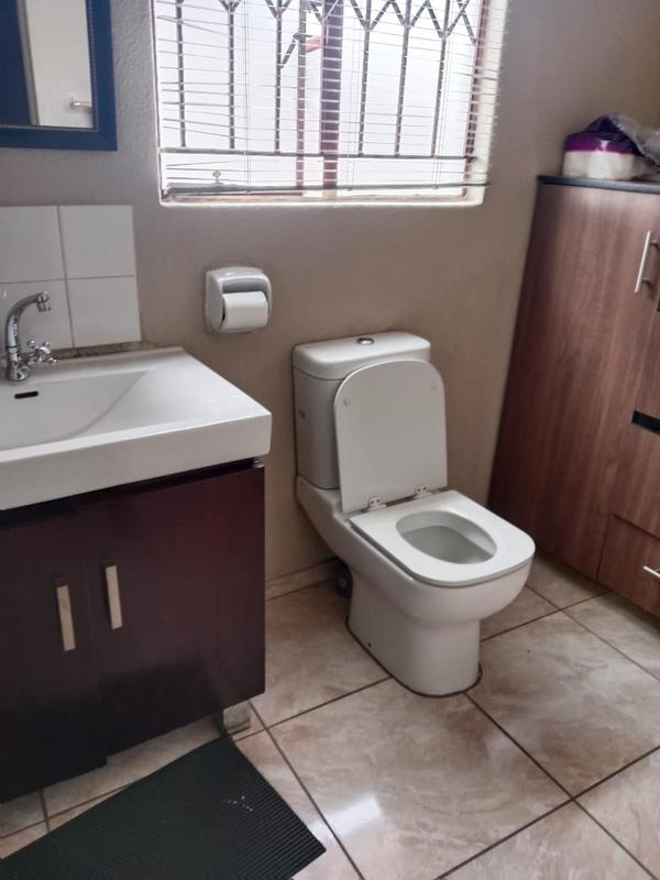 3 Bedroom Property for Sale in Vosloorus Gauteng