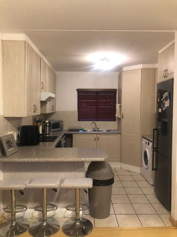 To Let 2 Bedroom Property for Rent in Lonehill Gauteng
