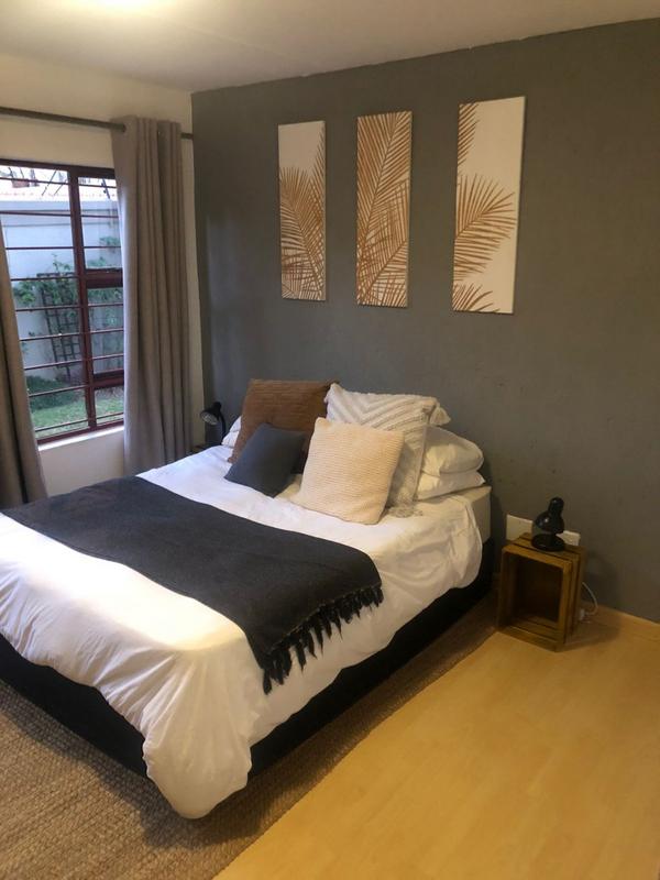 To Let 2 Bedroom Property for Rent in Lonehill Gauteng