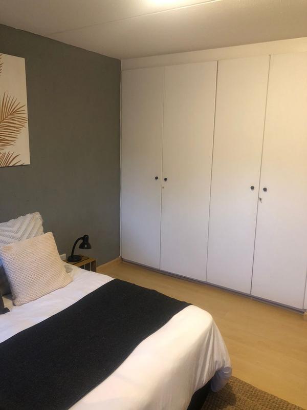 To Let 2 Bedroom Property for Rent in Lonehill Gauteng