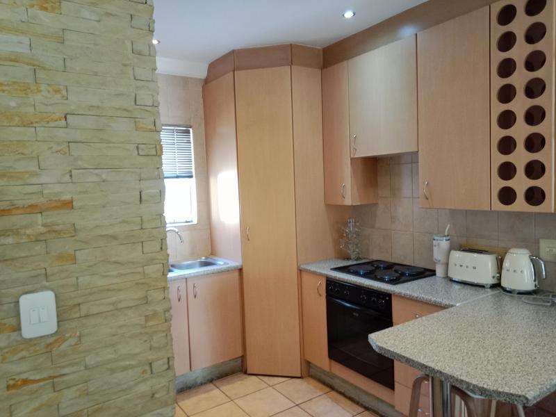 2 Bedroom Property for Sale in Bedfordview Gauteng