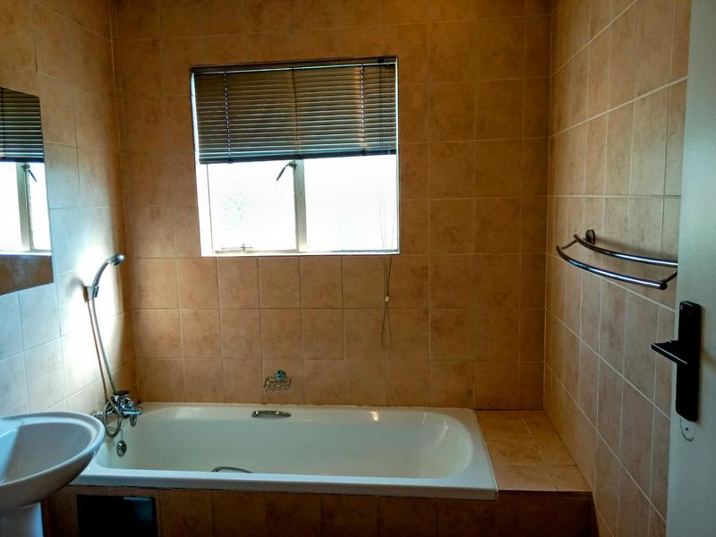 2 Bedroom Property for Sale in Bedfordview Gauteng