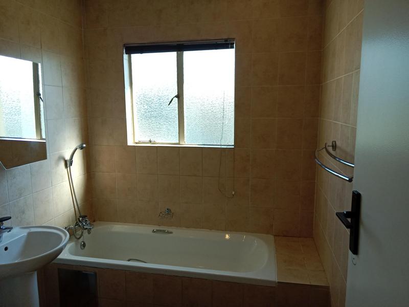2 Bedroom Property for Sale in Bedfordview Gauteng