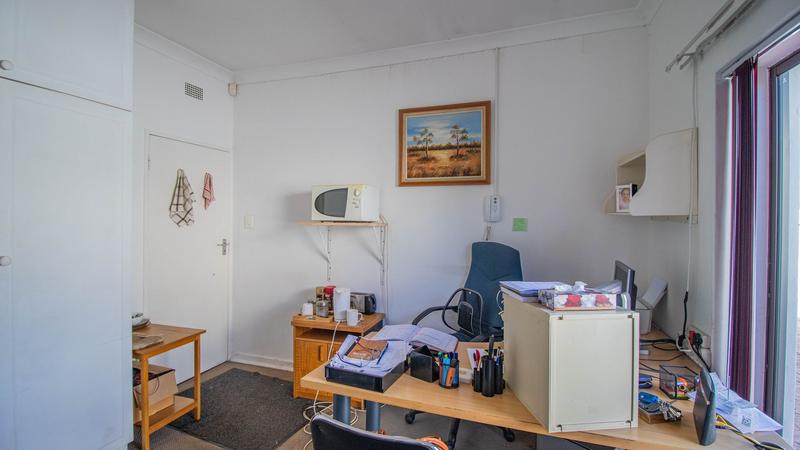 3 Bedroom Property for Sale in Hurlyvale Gauteng
