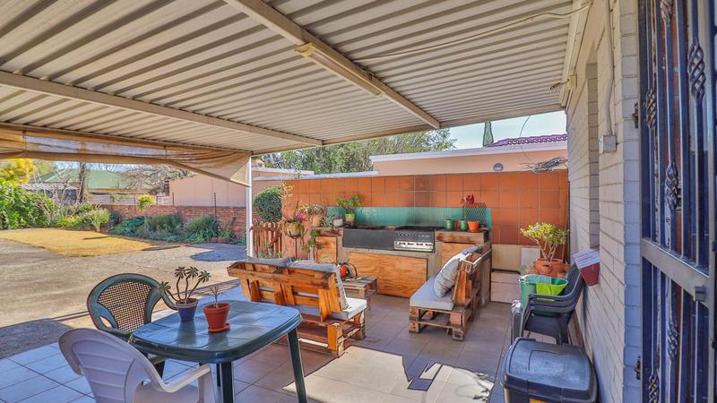 3 Bedroom Property for Sale in Hurlyvale Gauteng