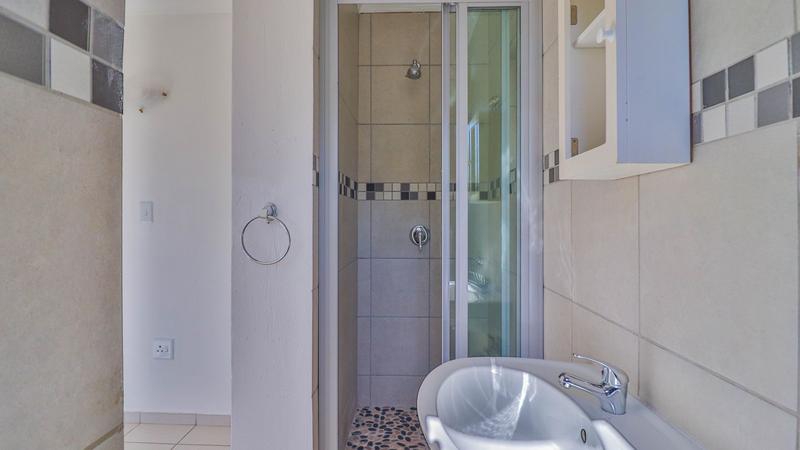 3 Bedroom Property for Sale in Hurlyvale Gauteng
