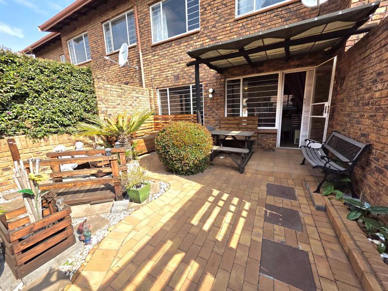 2 Bedroom Property for Sale in Freeway Park Gauteng