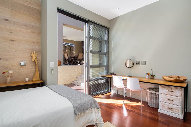 4 Bedroom Property for Sale in Fourways Gardens Gauteng
