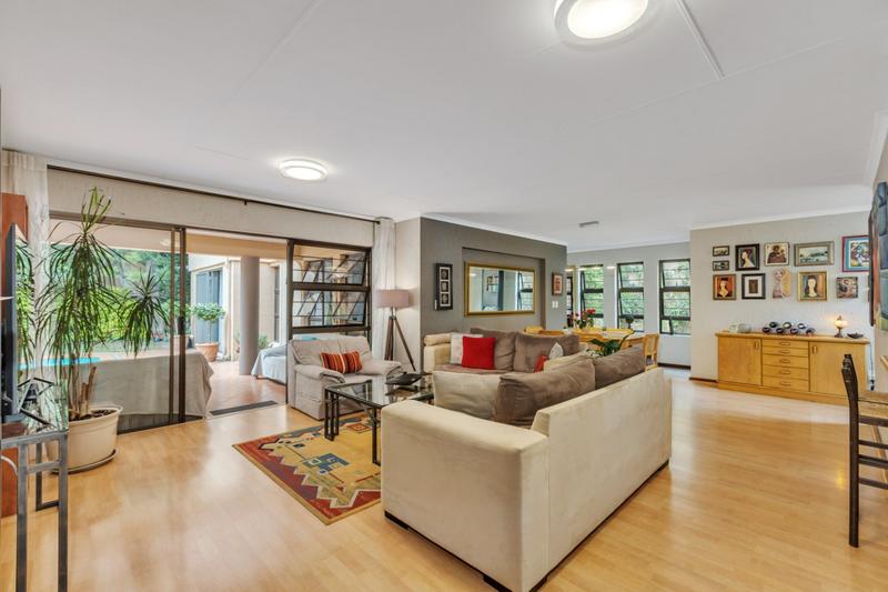 4 Bedroom Property for Sale in Lonehill Gauteng