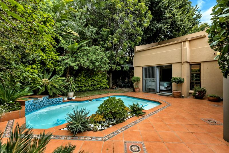 4 Bedroom Property for Sale in Lonehill Gauteng