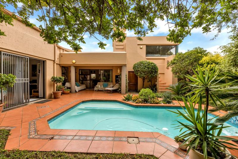 4 Bedroom Property for Sale in Lonehill Gauteng