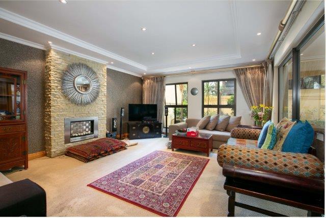To Let 5 Bedroom Property for Rent in Dainfern Golf Estate Gauteng